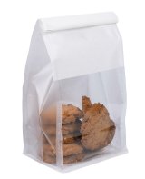 Пакет бумажный Optiline предназначен для упаковки и доставки пищевых продуктов. Выполнен из качественной крафтовой бумаги с ламинированным покрытием, защищает от проникновения влаги и жира, способствует прочности упаковки, сохраняет свежесть продукции. Прозрачное окно обеспечивает обзор содержимого пакета, повышает привлекательность товара. Удобные клипсы надежно удерживают пакет в закрытом состоянии и предотвращают рассыпание содержимого. Размер 22х28 см. Боковые фальцы шириной 10 см увеличивают вместимость пакета и позволяют упаковывать объемные изделия. Расширенное прямоугольное дно обеспечивает устойчивость на полках, а объёмная форма способствует равномерному распределению продукции.

Пакет подходит для использования в пекарнях, кондитерских, кафе, ресторанах и торговых точках. 