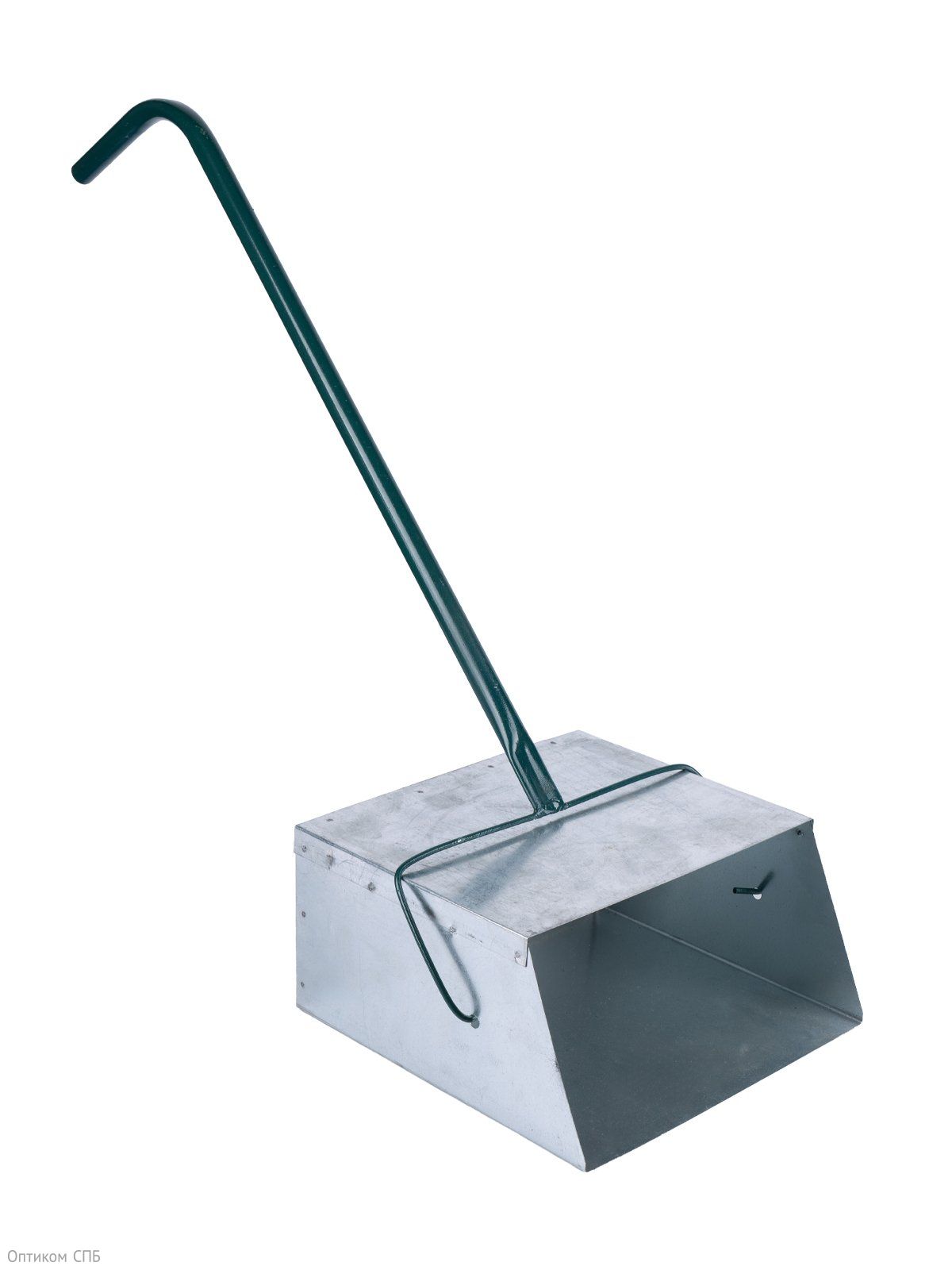 Совок-ловушка для мусора выполнен из оцинкованного металла. Оснащен черенком длиной 53 см. Общая длина изделия 66 см. Длина рабочей части 32 см. Ширина рабочей части 23 см. Высота рабочей части 12,5 см.