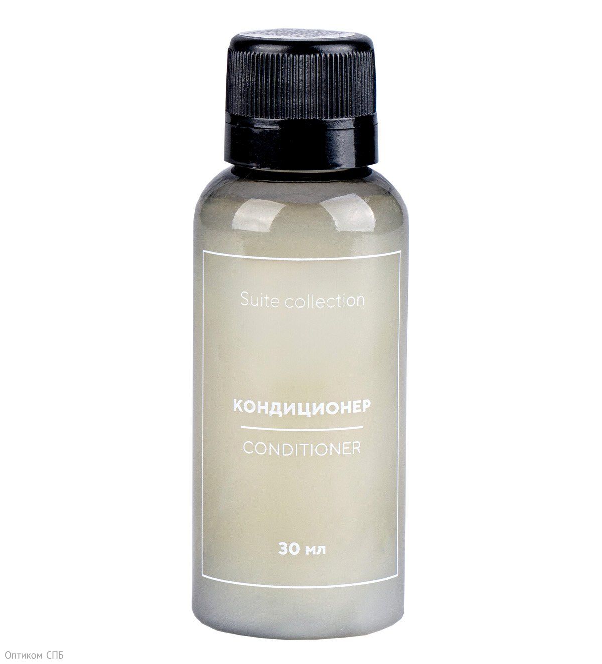 Кондиционер для волос "Suite collection" Optiline увлажняет и восстанавливает волосы, облегчая расчесывание. Легко распределяется по всей длине волос, бережно ухаживает за кожей. Густая текстура продукта удобна в использовании. Нежный и утонченный аромат белого чая подарит вашим гостям возможность окунуться в атмосферу отдыха и расслабления. Подходит для всех типов волос. Стильный дизайн флакона подчеркнет интерьер вашего номерного фонда. Флакон удобно брать в поездки, путешествия или походы. Объем 30 мл. Имеет возможность брендирования - можно приклеить свою этикетку.