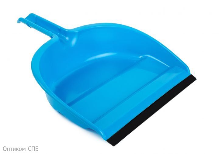 Совок для мусора Фьюджи предназначен для уборки мусора и мелких загрязнений с различных поверхностей. Выполнен из прочного пластика, устойчив к механическим воздействиям и бытовой химии. Специальная кромка обеспечивает плотное прилегание к полу, позволяет эффективно собирать мелкий мусор, пыль и крошки. Эргономичная ручка удобно лежит в руке, не скользит во время использования. Легкий вес совка снижает нагрузку на кисть при длительной работе. Совок подходит для использования в офисах, торговых помещениях, учебных заведениях, в домашних условиях и других объектах. Может применяться как самостоятельно, так и в комплекте с щеткой или веником. Гладкая поверхность легко очищается от загрязнений, быстро высыхает после мытья. Компактные размеры позволяют удобно хранить совок в хозяйственном шкафу или подвешивать на крючок благодаря отверстию в ручке. Яркие цвета ассорти добавляют позитива в процесс уборки.
