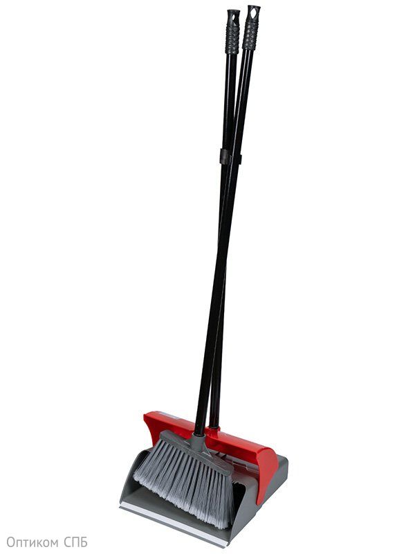 Комплект для сухой уборки пола включает в себя совок для мусора и щётка, изготовлен из прочного пластика. Совок оснащен крышкой, которая открывается при установке совка на пол для заметания мусора. Край совка плотно прилегает к полу, не давая мусору рассыпаться при заметании. Удлиненные ручки позволяют без нагибания производить уборку мусора щёткой в совок.