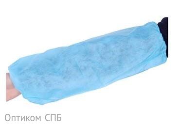 Нарукавники изготовлены из прочного нетканого материала и предназначены для защиты рук и одежды от загрязняющих веществ и активных микроорганизмов. Широко применяются в медицинских учреждениях, предприятиях общественного питания - в ресторанах, столовых, кафе, пищевой промышленности, продовольственной торговле и других отраслях, где необходима дополнительная защита и соблюдение стерильности и санитарных правил. Изделие предназначено для одноразового применения. Одноразовые нарукавники оснащены резинкой, благодаря которой прочно удерживаются и не сползают во время работы. Они экологичные и износостойкие, не вызывают раздражений при контакте с кожей рук. Размер нарукавников универсальный. Представлены в голубом цвете. Количество в упаковке 100 штук.
